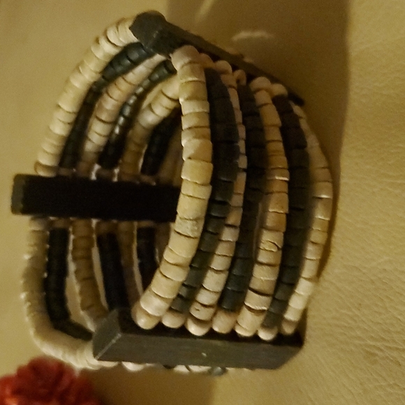 Earthy Red and Blue Bracelet lot - Picture 11 of 11